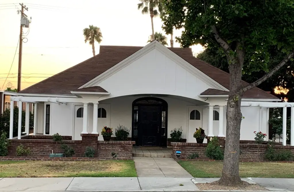 image of white bungalow style home