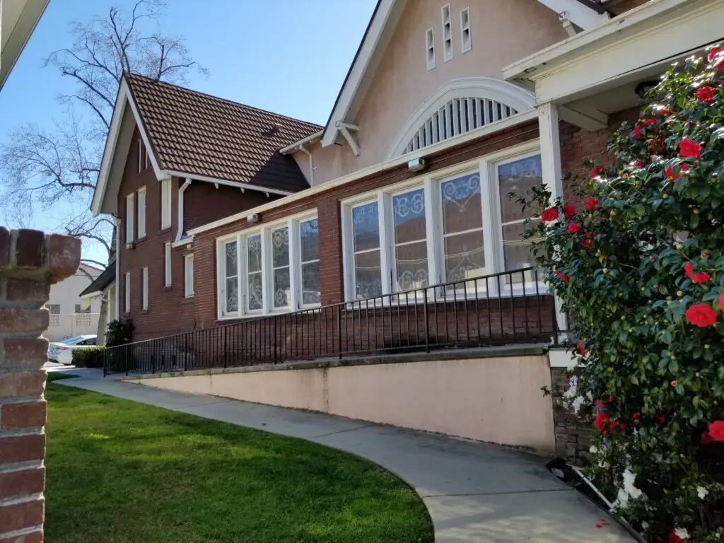 image of wheelchair ramp